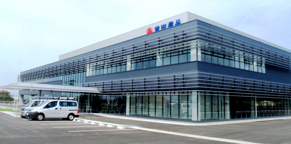 富田薬品八代物流センター（2011）